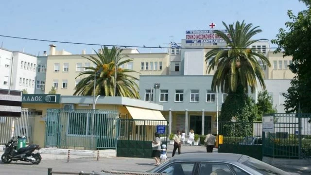 Αποκλειστική νοσοκόμα πήδηξε από το παράθυρο για να γλιτώσει τη σύλληψη